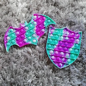 2 popits. - Frakten för 1st är 29kr och tillsammans 39kr. 