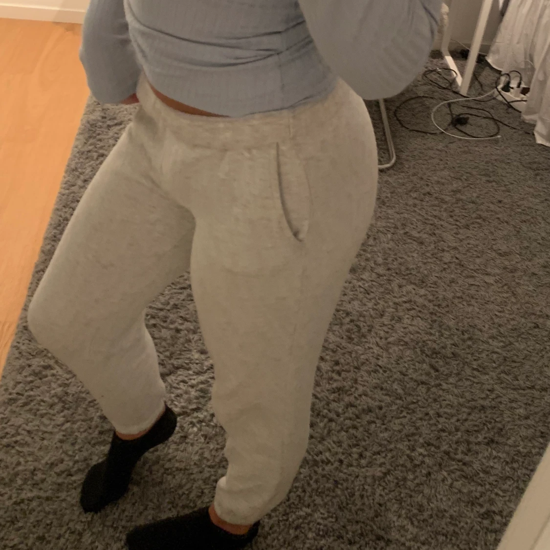 Mjukisbyxor Ginatricot - 90