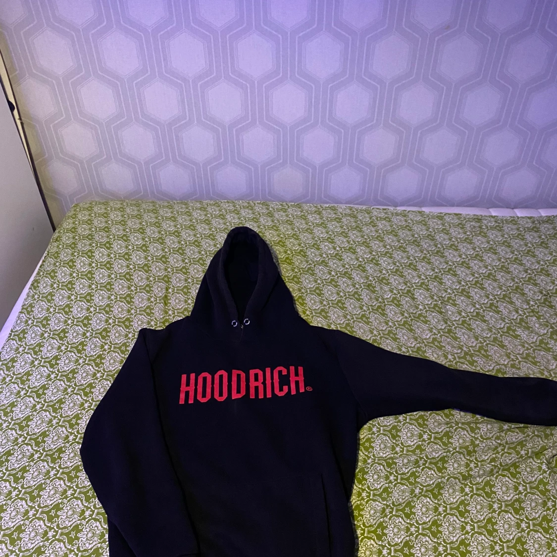 Hoodrich tröja 