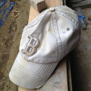 Keps B - Den är jätte fin jag passa perfekt