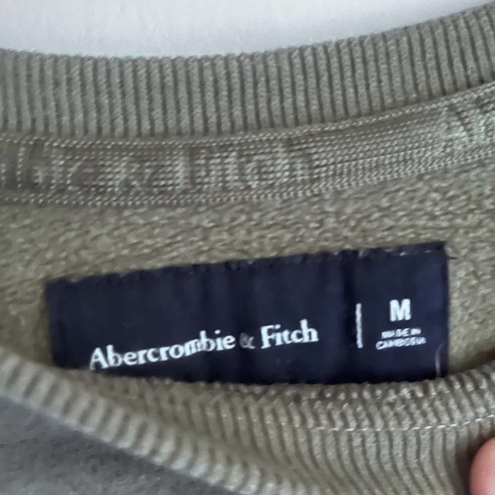 Abercombie & and fitch tröja strl M. Tröjor & Koftor.