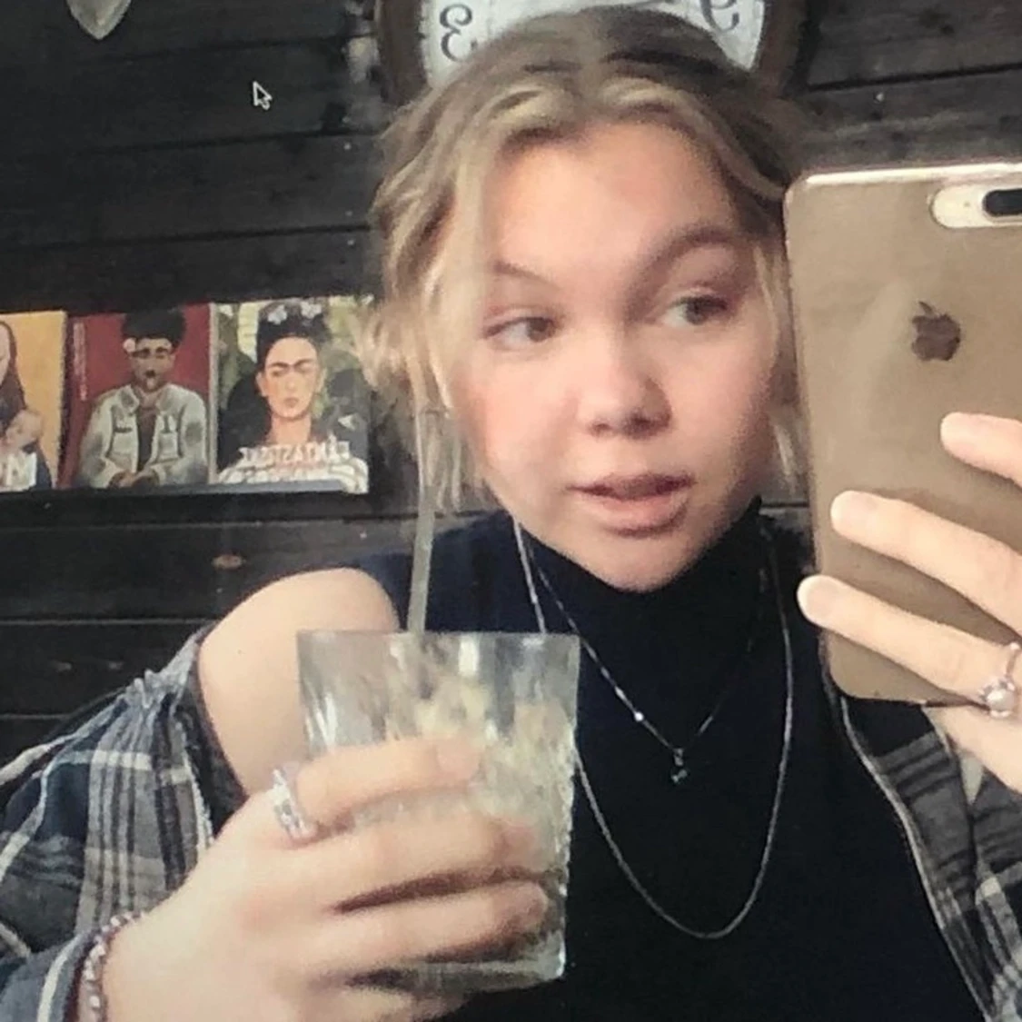 Marinblå stickad Polotröja köpt secondhand