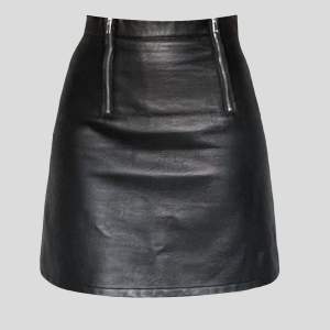 Model 167,size S Zara faux leather skirt. 