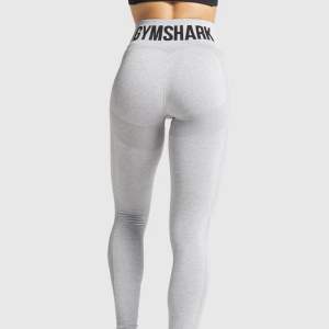 Träningsbyxor i storlek xs från gymshark