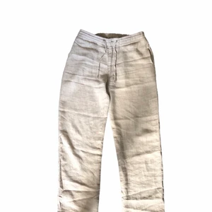 Brln linnebyxor, strl M - Brln linnebyxor i storlek Medium, i väldigt bra skick. 