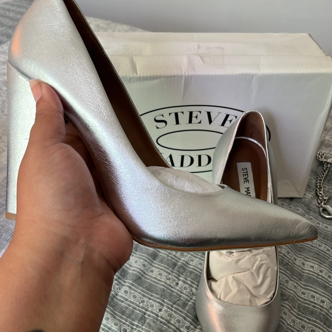 Silverfärgad klackskor stl. 40 - 90