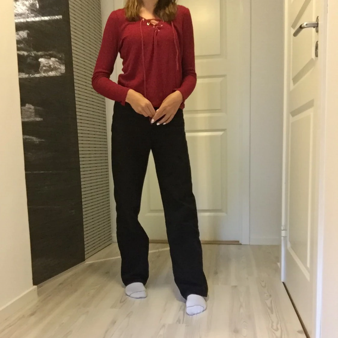 Röd tröja med snörning - 90