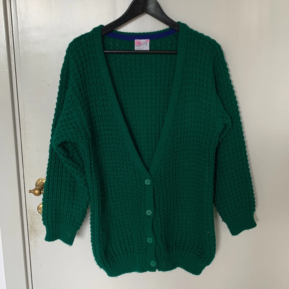 Mörkgrön Långärmad Kofta. Strl M