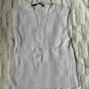 Linne från brandy mellvie  - Aldrig använd, väldigt stretchig så passar XS-M