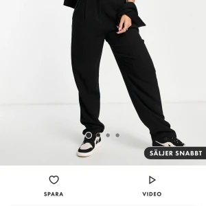 Linnebyxor  - Svarta linnebyxor storlek s