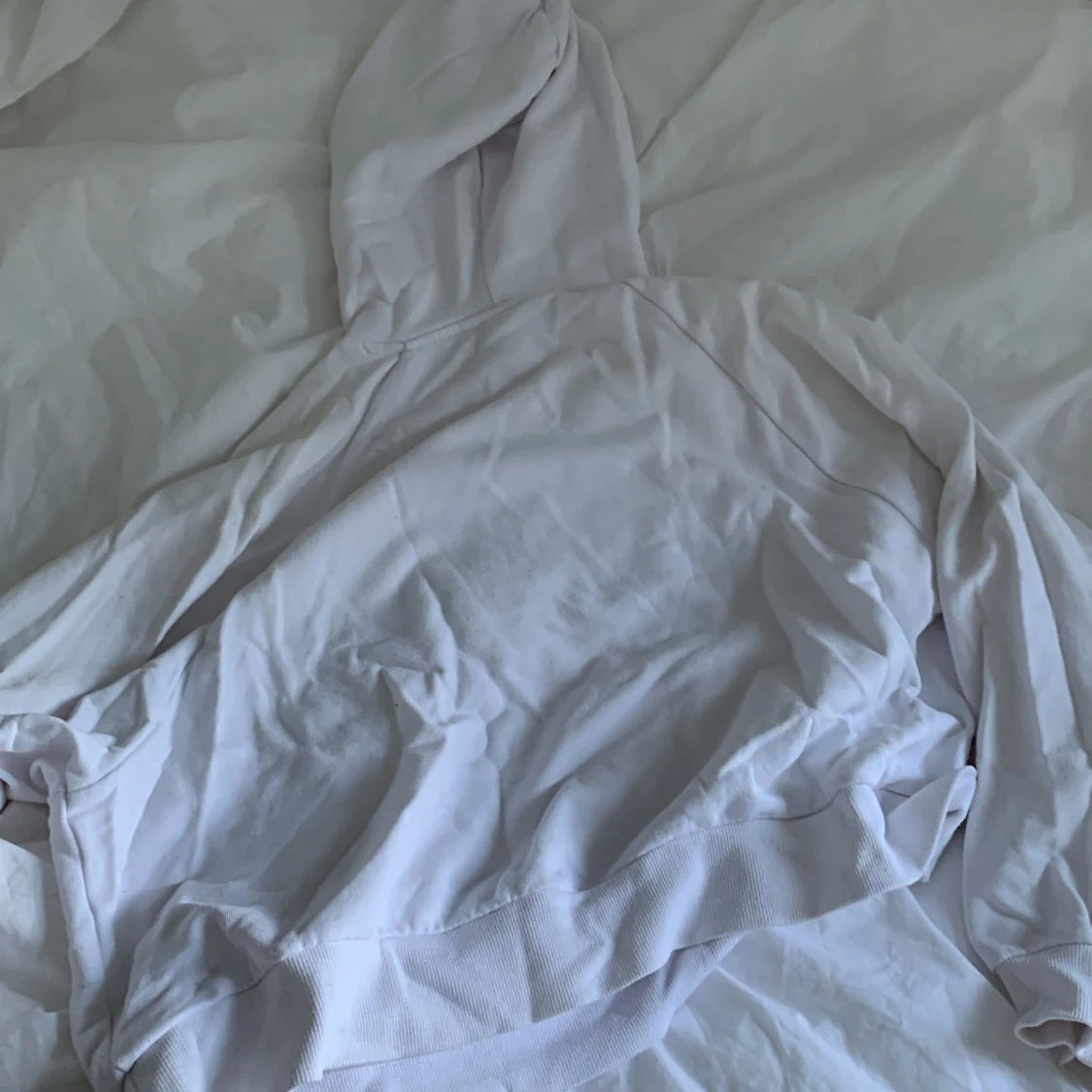 Hoodie från monki  - 91