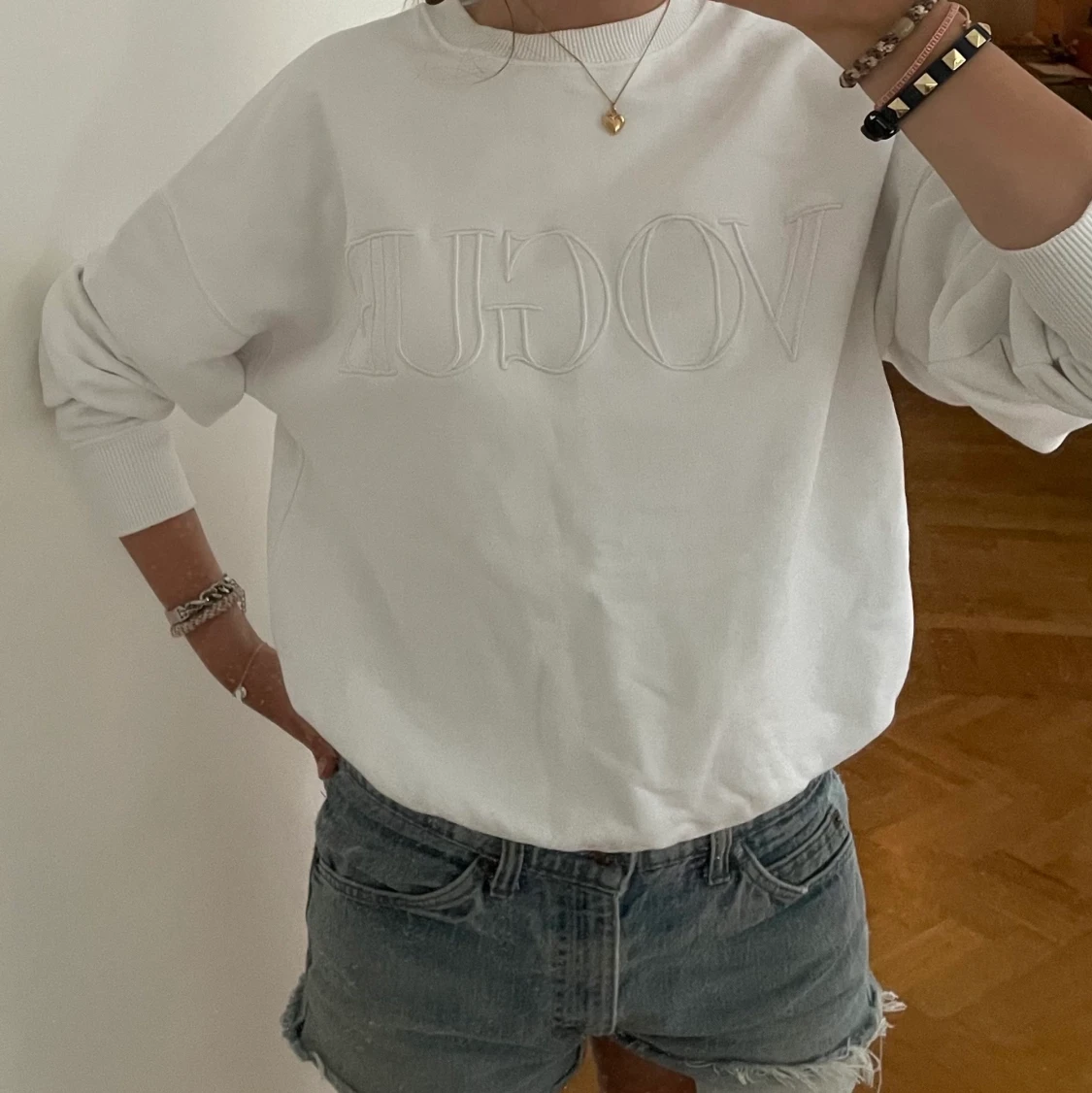 Vogue sweatshirt  - 90