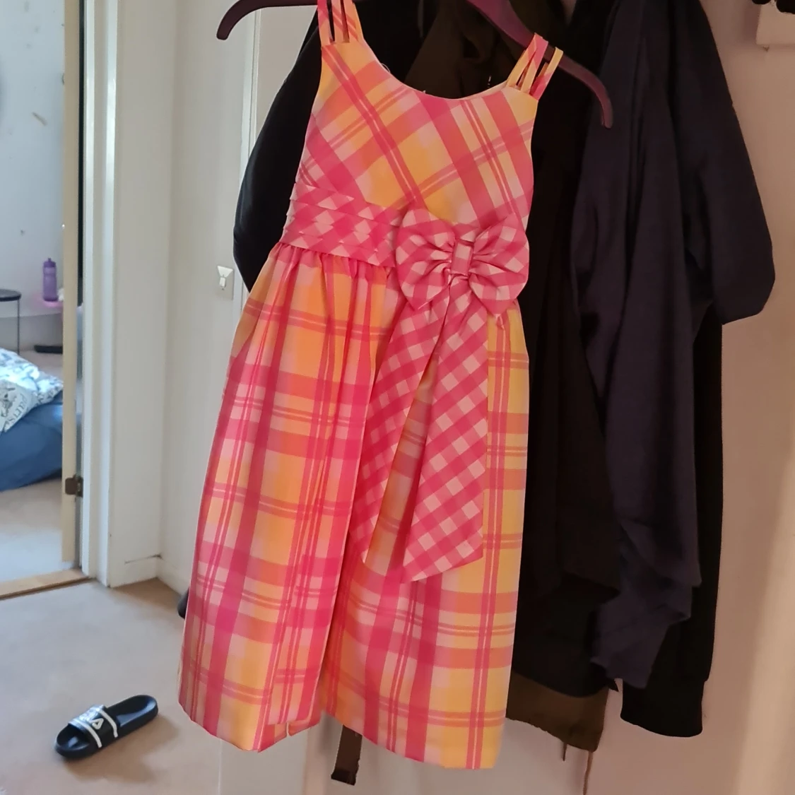 Jättefin klänning från USA (5 år)