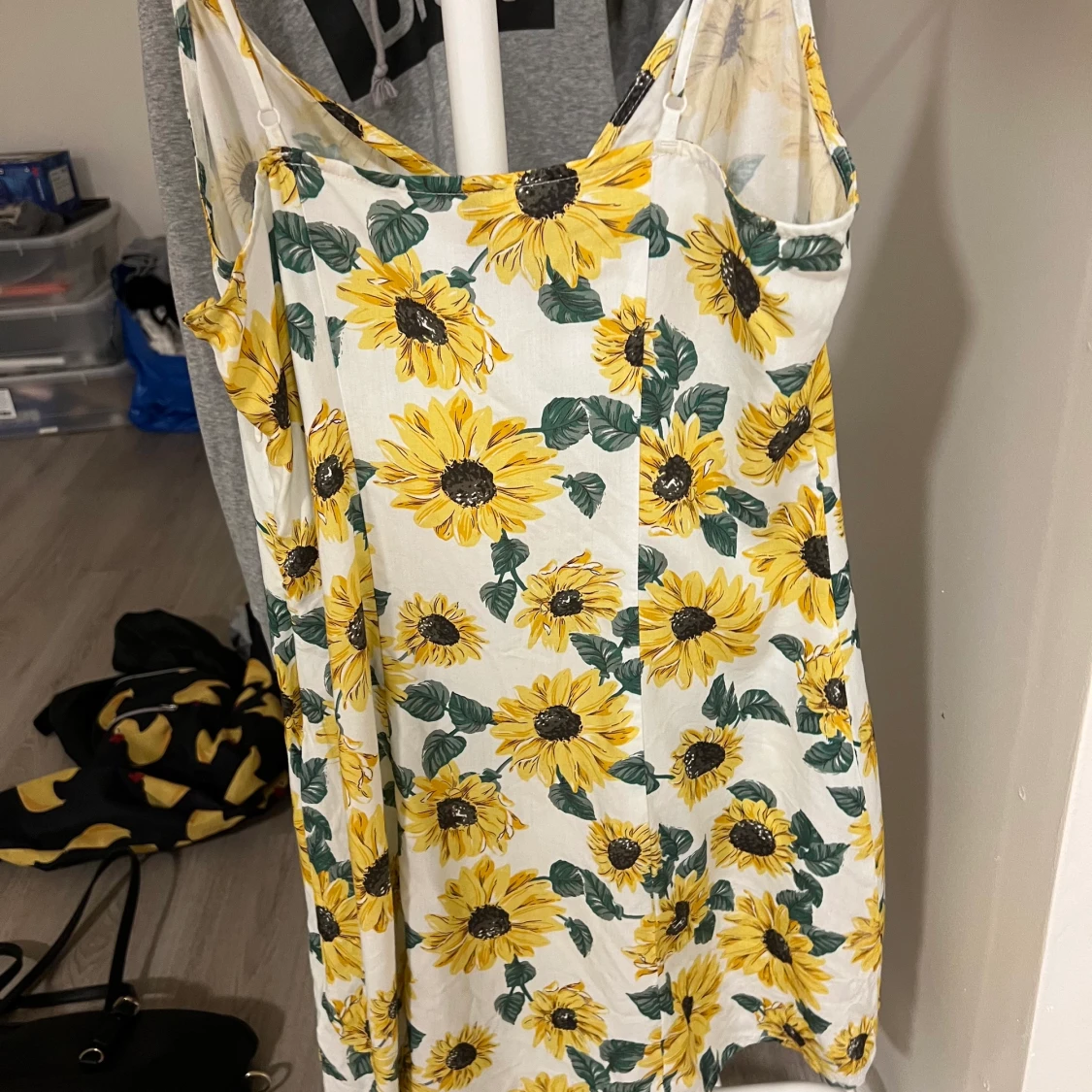 Blommig klänning - 90