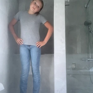 Hm jeans i stl 34 - Bra skick!