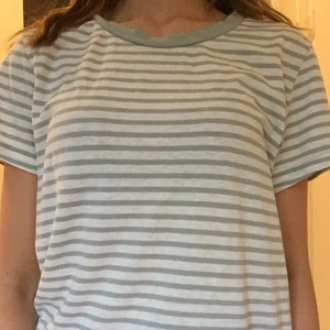 Randig t-shirt - Inga defekter<3