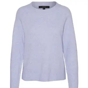 Jättesnygg stickad tröja köpt från salt (märket vero moda) säljs eftersom jag har många andra och andvänder inte denna färg så mycket! ❤️❤️ Inga fläckar/desfektioner precis som ny!! ❤️ Köpt för 250kr