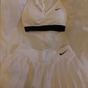 Kjol - Snyggt Tennis sett 💗❤️köpa settet för 300 eller skriv privat för varförsig 