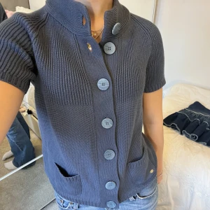 Kofta! - Så fin kofta i en jätte eftertraktad moddell❤️