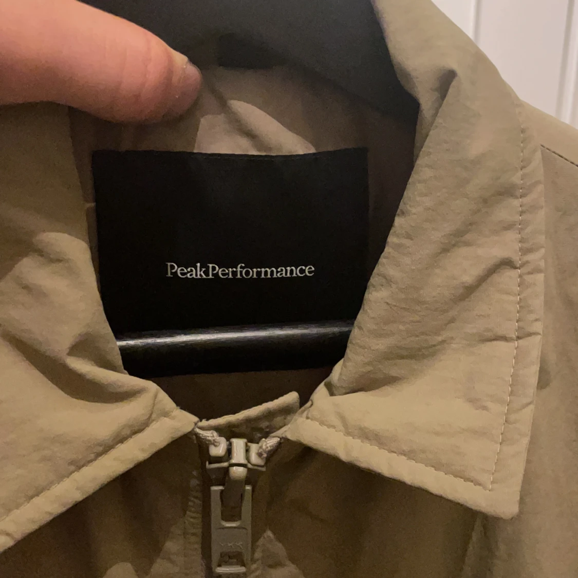 PEAK PERFORMANCE JACKA BEIGE - 90