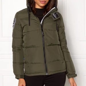 D brand jacka  - D brand jacka! I färgen oliv 🫒 grön!  Storlek XS!  300kr + frakt!  Priser går att diskutera så kom gärna med bud 