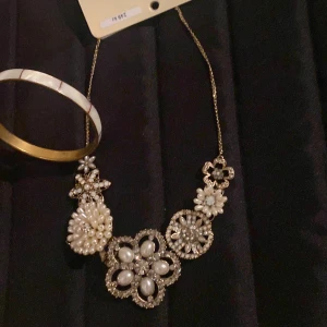 Armband och halsband  - 🤍 Båda i samma paket 🤍