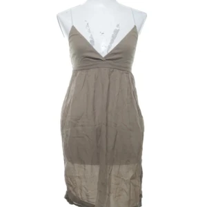 Klänning - Skitsnygg men kände mig för obekväm i den