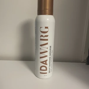 Brun utan sol - Ida wargs brun utan sol som endast är testad lite på min arm 60kr frakt tillkommer🥰