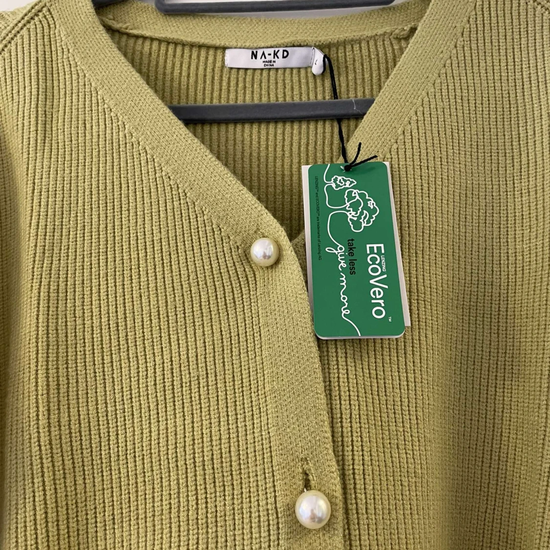 Kofta storlek M/L oanvänd  - 91