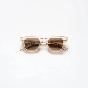 Chimi 04 ecru - Supersnygga chimi glasögon!! Nyskick, använda fåtal gånger. Skicka gärna ett pm vid frågor!💕 (Nypris 1 250kr)