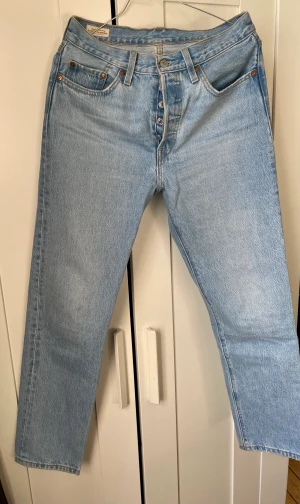 501 Levi’s jeans  - Selling this new pair of jeans, too small on me, bought them last summer because I loved the color and I thought I will fet on it later 😂