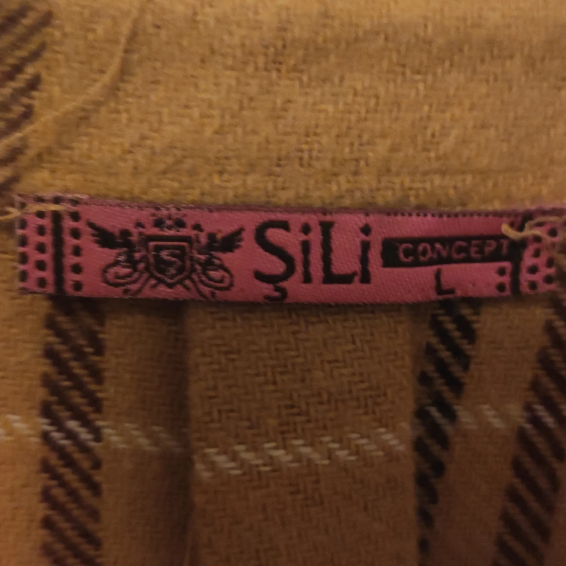 Mustard color warn shirt - 91