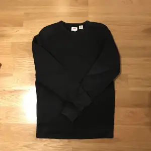 Levis svart tröja bra skick
