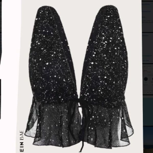 Topp - Snygg fest topp från SHEIN. Aldrig använd.