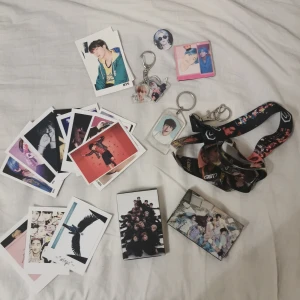 KPOP kit - Lite blandade saker från nct, bts, got7+ en bild på exo och monstax! Bilderna i lomo kortpaketerna har inte alla bilder som var i de utan har bytet lite bilder med folk! ☺💕 kan samfrakta med andra annonser