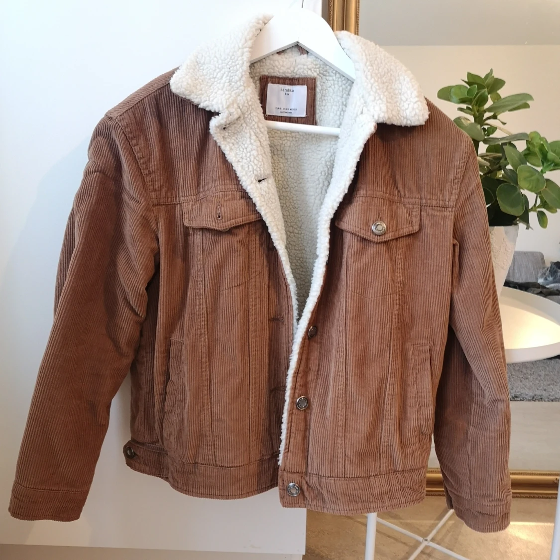 Allvädersjacka från bershka 