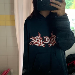asfet hoodie 👊🏻 - älskar men kommer inte till användning 😽