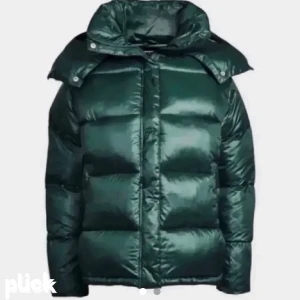 Bikbok jacka - Säljer denna trendiga jacka från bikbok! Möjligtvis byte till Xs eller annan jacka, jättefint skick! Köptes här på plick för 1100 😊💕