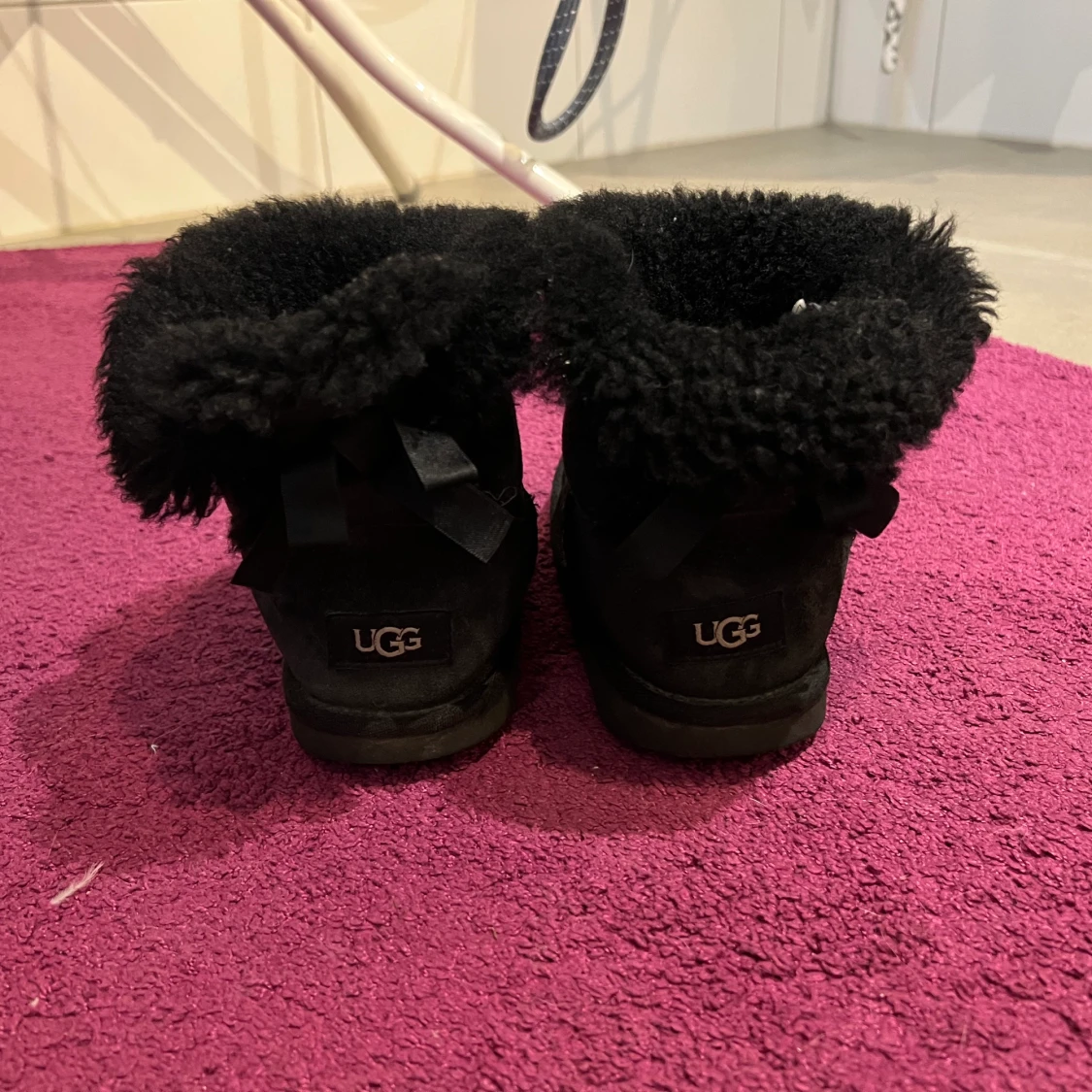 Svarta Uggs 
