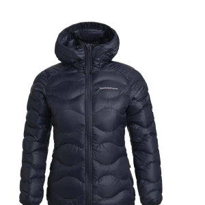 Peak Performance jacka - Säljer min peak performance jacka i modellen helium i storlek S. På höger ärm finns ett litet hål (inget som syns när man har på sig den) därav priset,går att diskuteras. Annars är jackan som ny💞 Hör av dig vid fler frågor eller om du vill ha fler bilder!