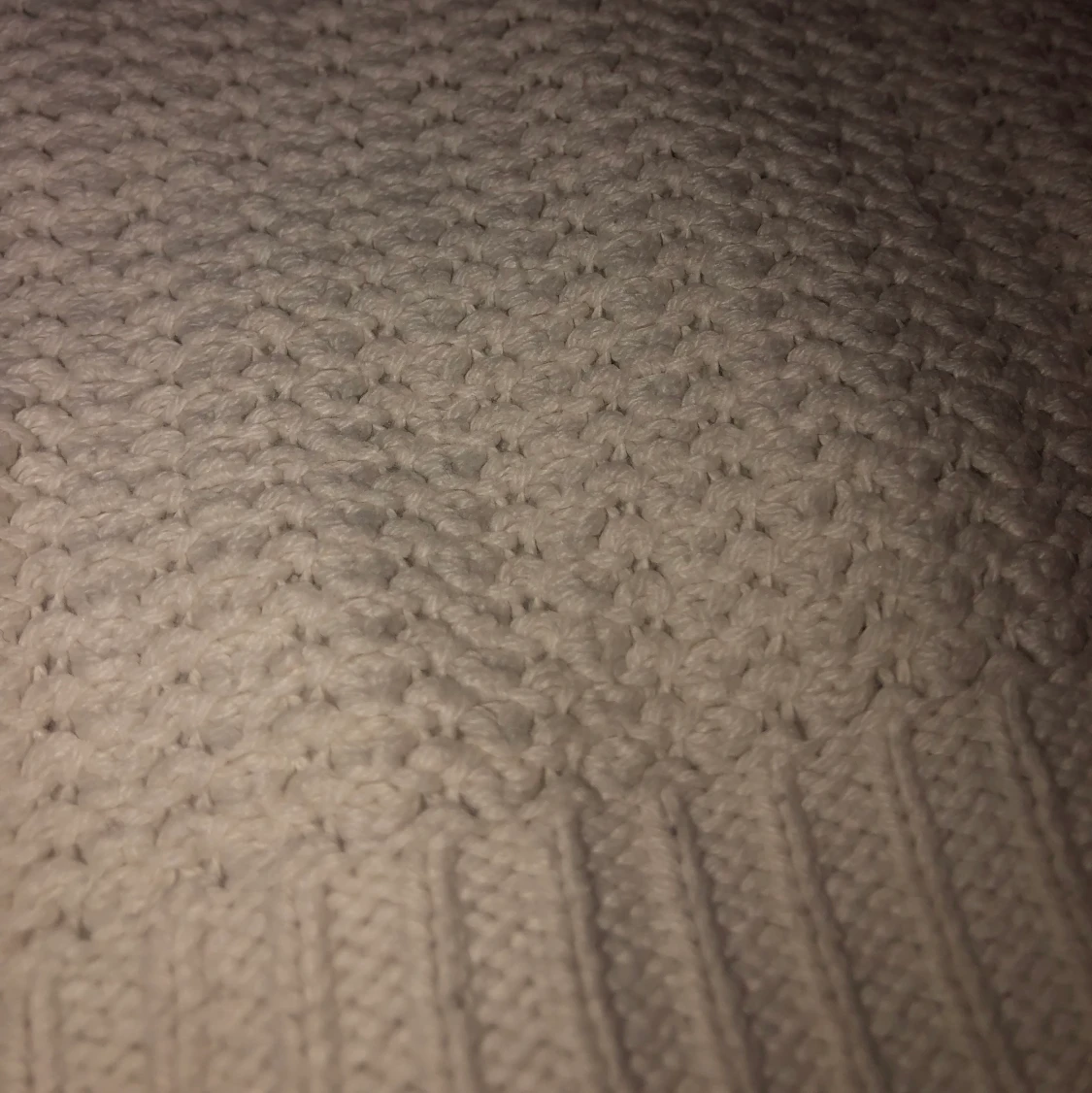 Vit Stickad Tröja - 90