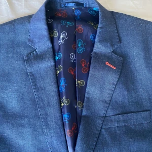 OXFORD Kostym - Mycket bra skick, köpte från Australia 