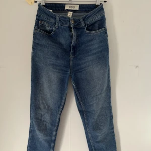 Fina jeans  - Ny skick, mjuk jeans  26w 27l , passar s/m 36 