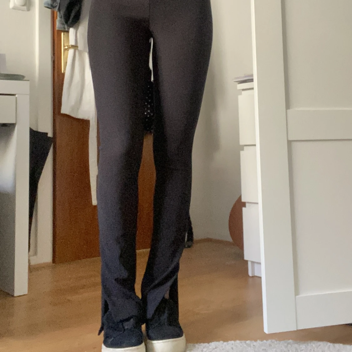 Svarta ”kostymbyxor” - 90
