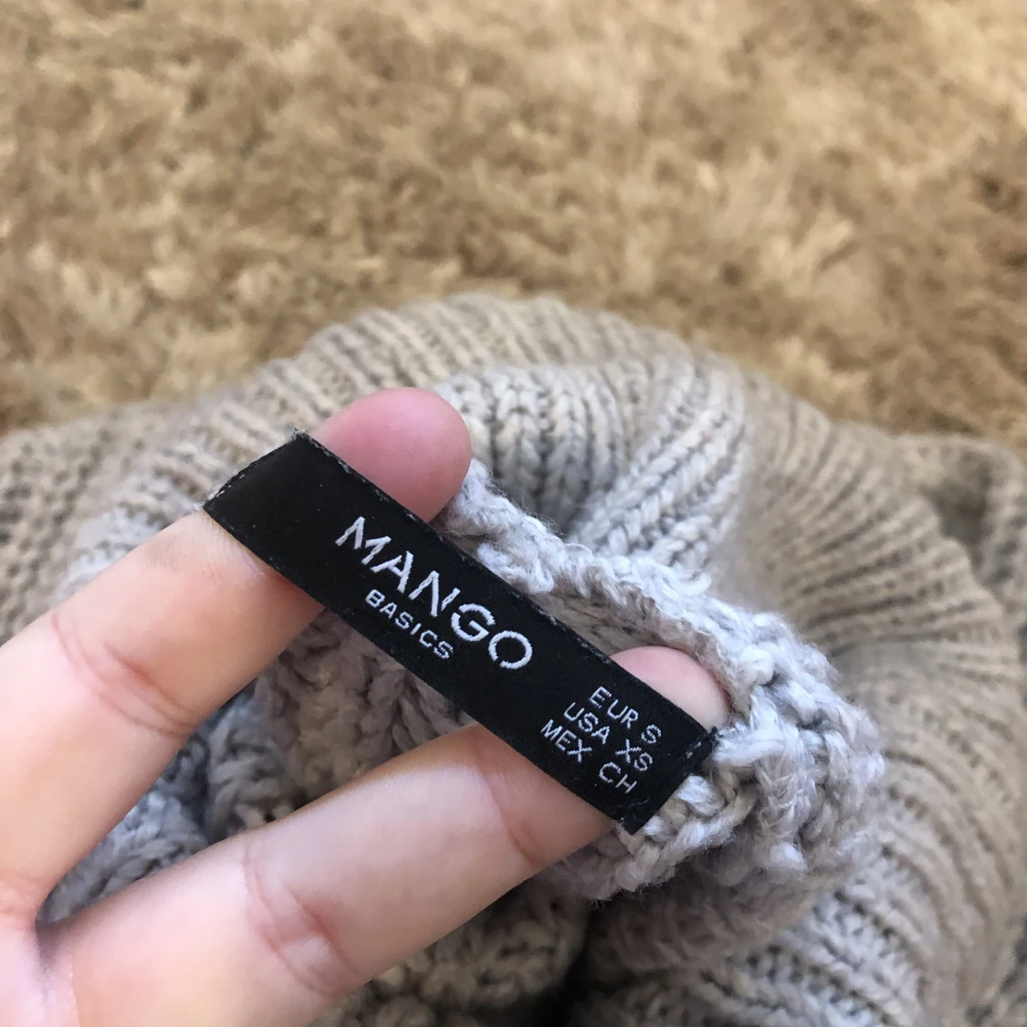 Stickad polotröja från MANGO - 90