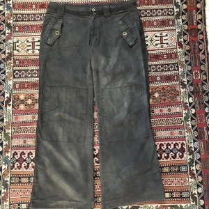 flare pantz - midja: 88cm längd: 101cm