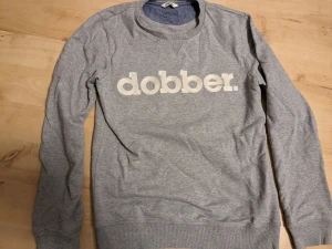 Tröja från DOBBER (MQ) - Fin tröja från DOBBER. Inköpt på Mq för några år sedan.