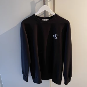 Calvin Klein sweatshirt - Calvin Klein sweatshirt i mycket fint skick. 