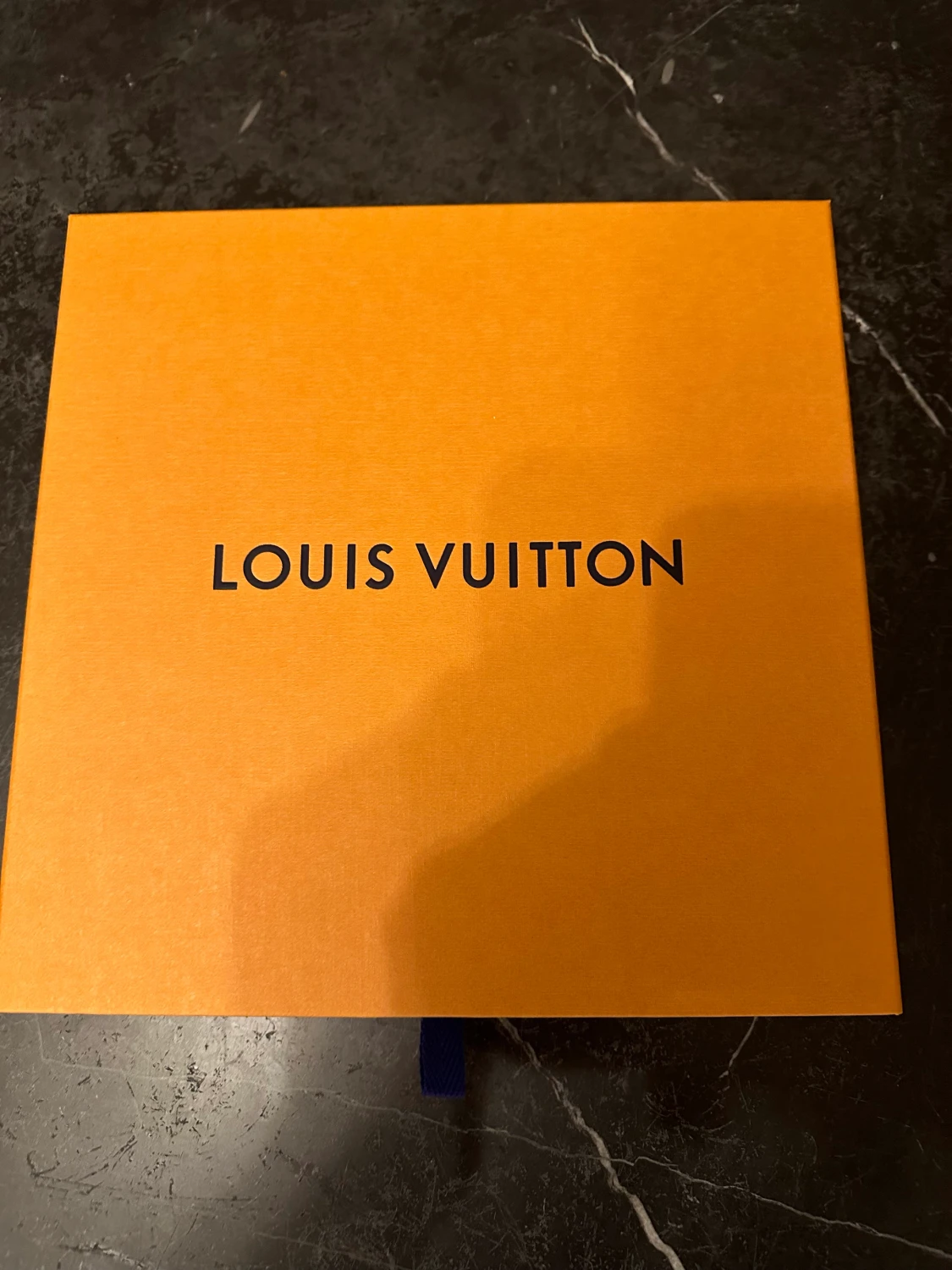 Louis Vuitton mössa  - 90