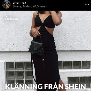 Klänning från Shein - Trendig klänning från Shein, endast använd en gång.